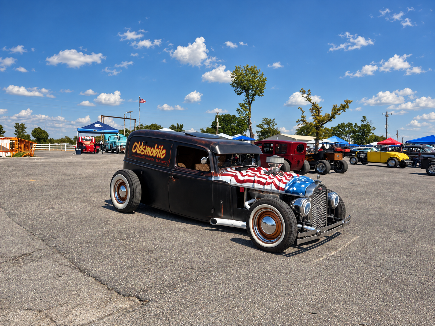 Patriotic Oldsmobile rat rod at the Fall Redneck Rumble 2026